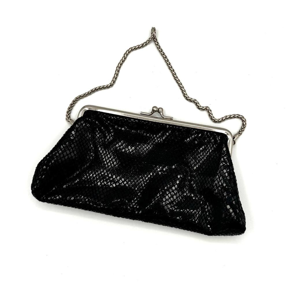 Y2K Kenneth Cole Reaction Black Textured Clutch w/ removable Silver Chain Strap